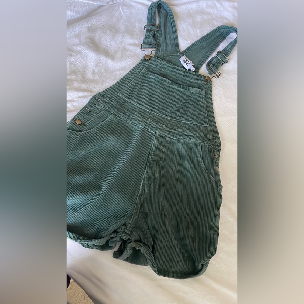 Princess Polly short overalls: KACEY SHORT OVERALLS